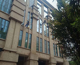 如何清洗外墻銹跡及頑固污垢、外墻清洗劑是關鍵